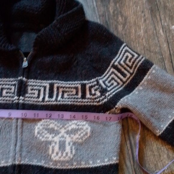 TNA 100% Lambs Wool Cowichan Style Cardigan Sweater Warm Charcoal Gray Knit 🩶 - Picture 9 of 11